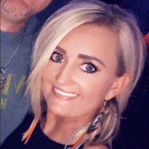 Meet your Posher, Tracy